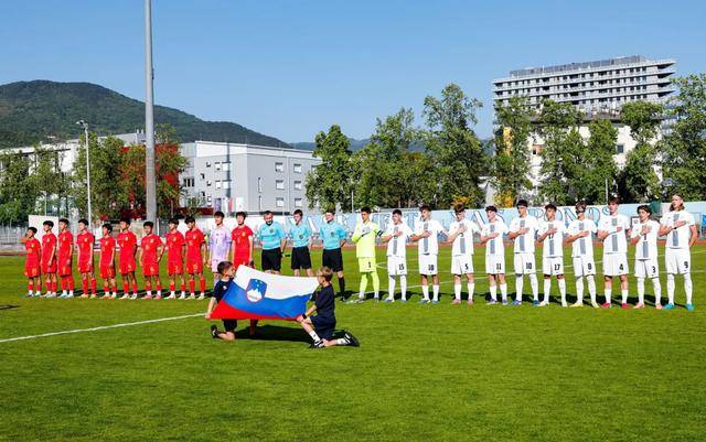 中国U15爆冷！7分钟连轰2球完胜意大利！蓝衣军团到底怎么了？